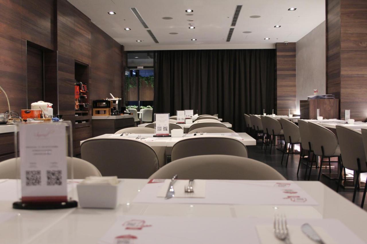 Westgate Hotel Тайпей Екстериор снимка